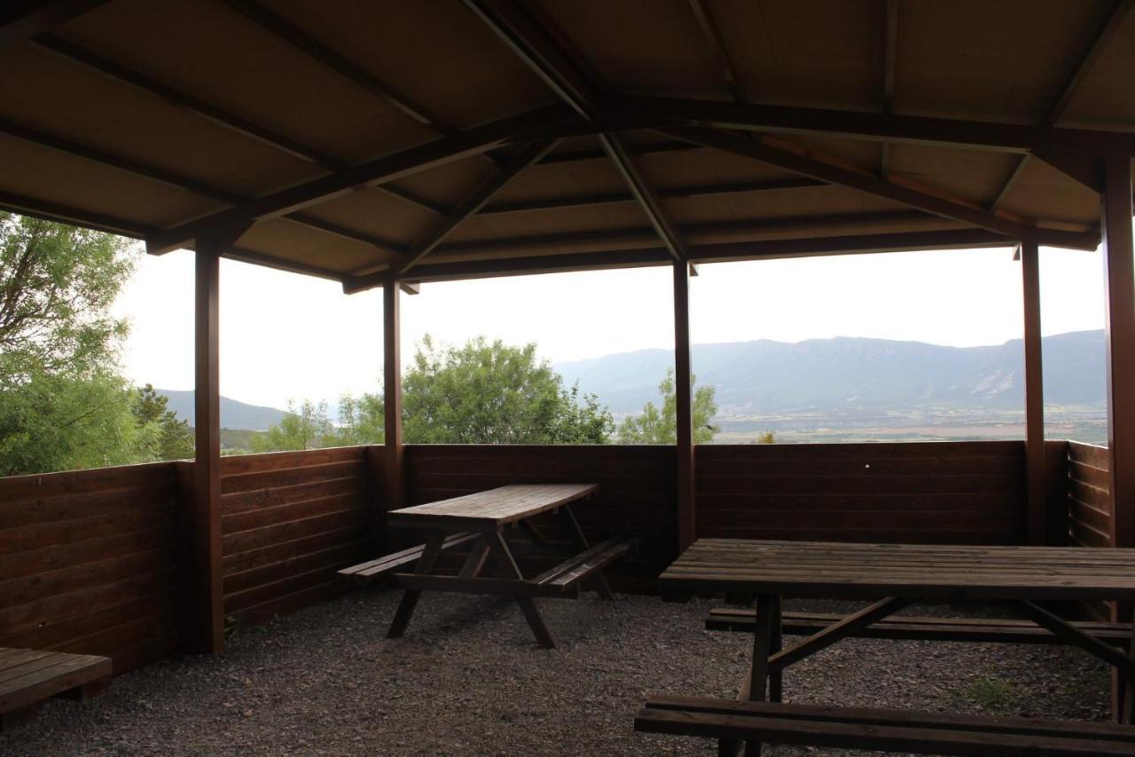 Albergue Restaurante De Artieda Exterior foto