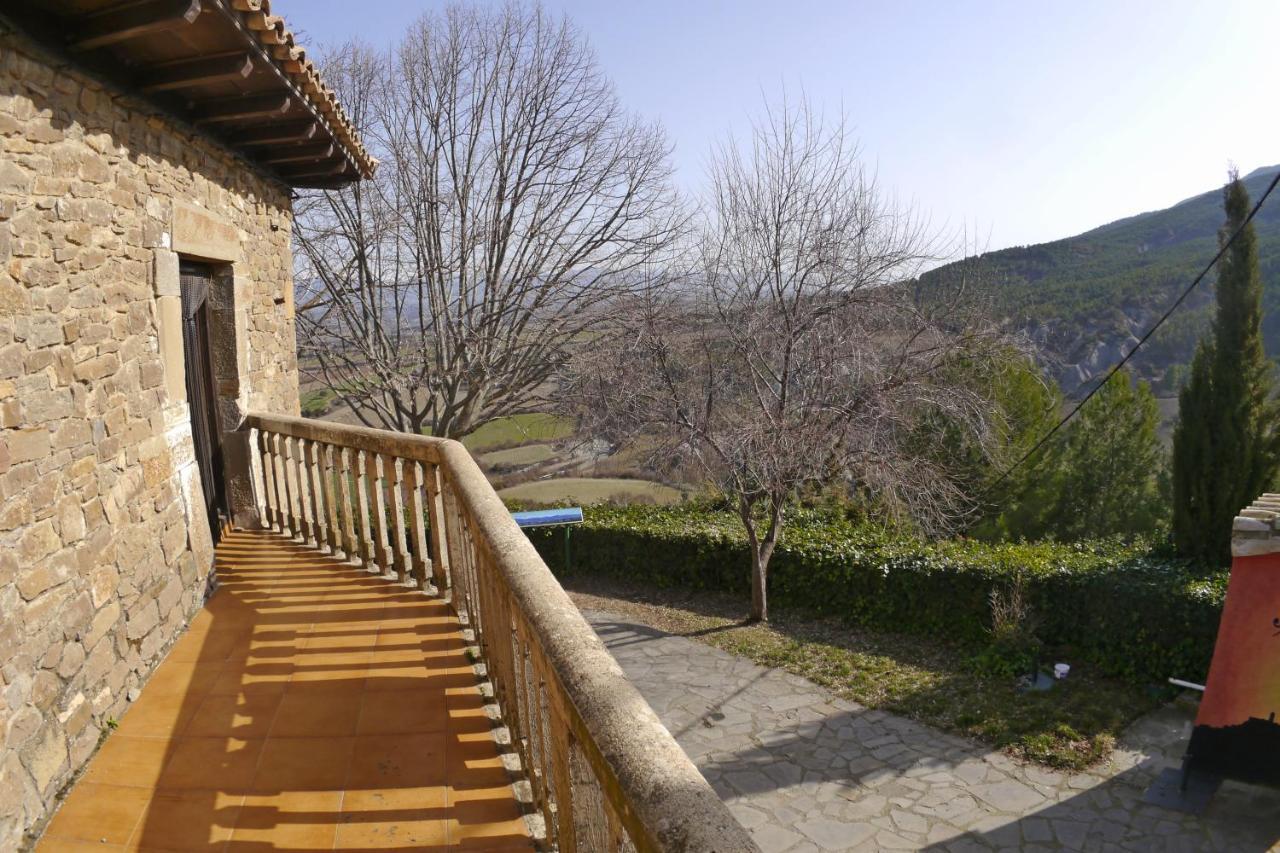 Albergue Restaurante De Artieda Exterior foto